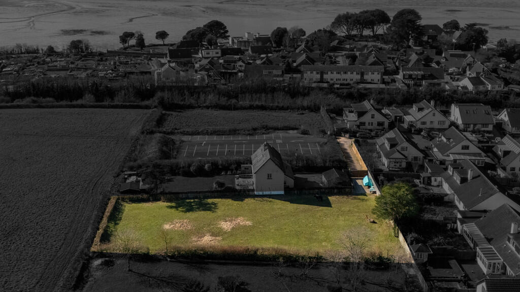 A12 - 22 Underhil...