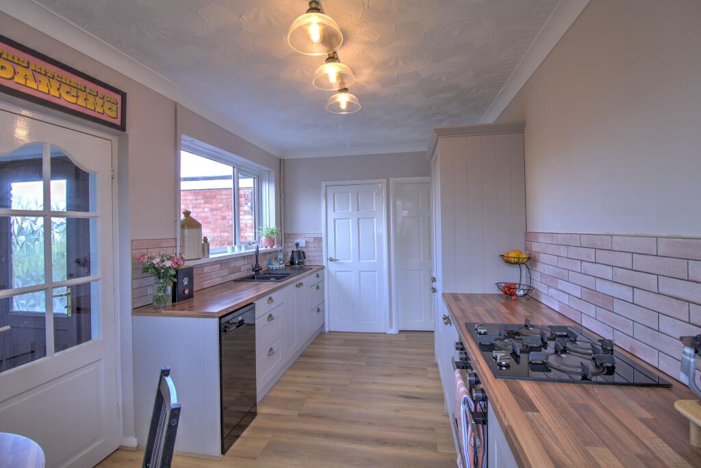 IMG_4275_6_7Interior3