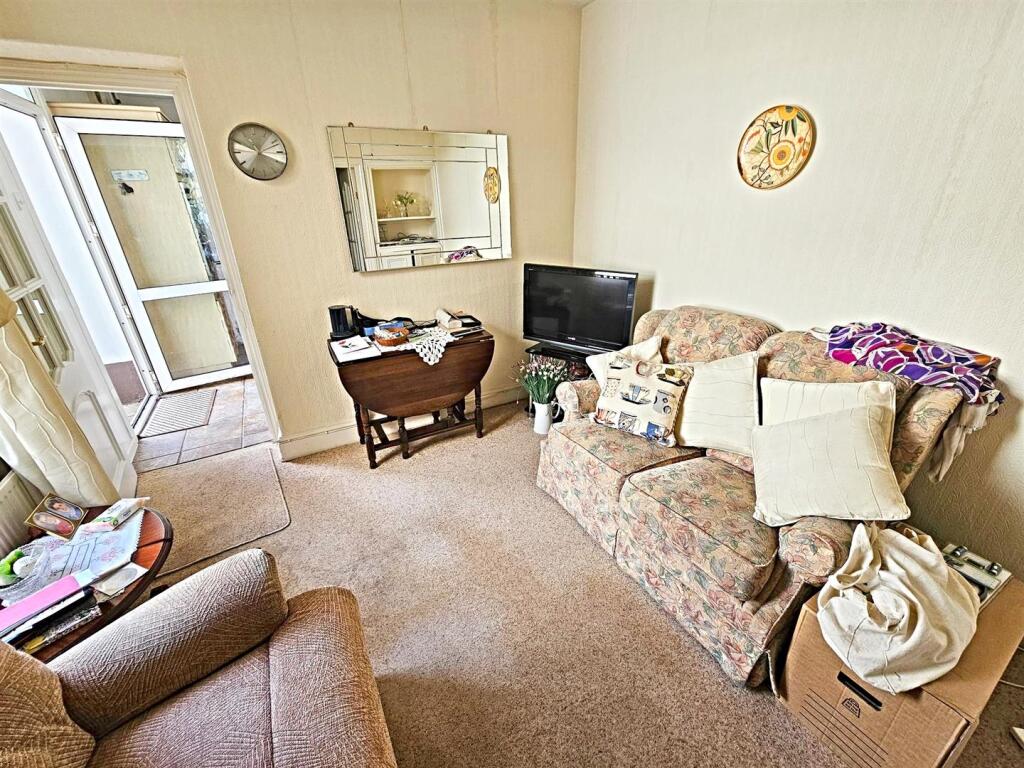 Breakfast Room