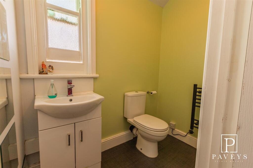 CLOAKROOM