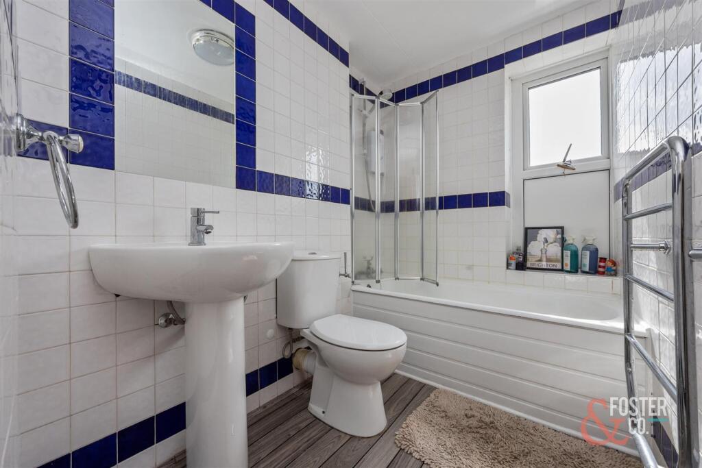 Powis Square, 17, Flat 5-013.jpg