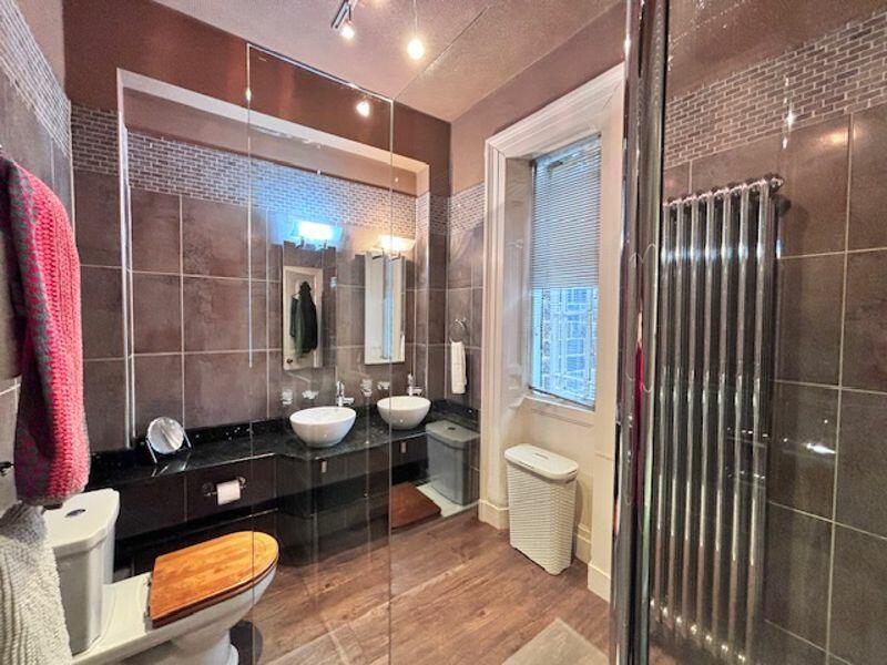En Suite Shower Room