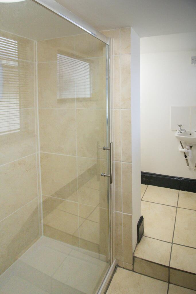 Student Digs - Westc