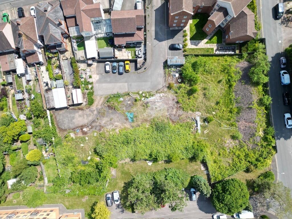 2738b82f-acbc-4ea...