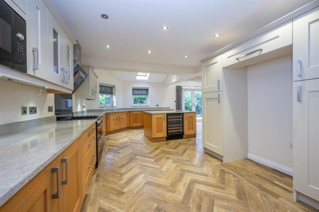 Kitchen Diner