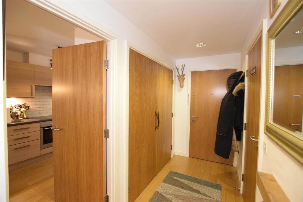 Entrance hall copy.jpg