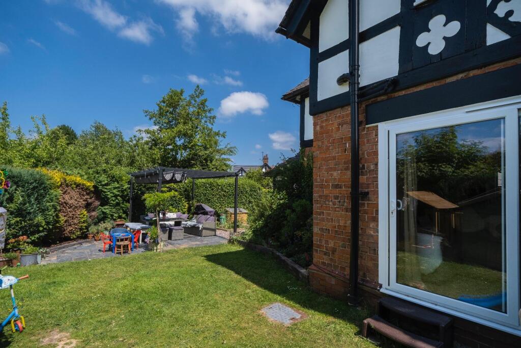 3 Manor Cottages-033.JPG