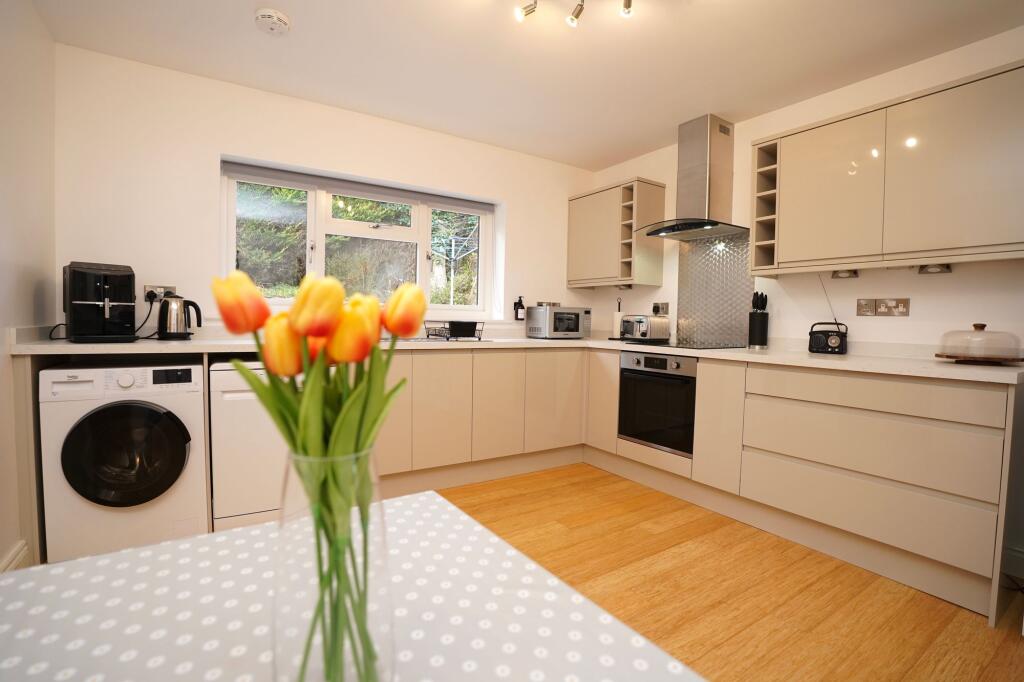 Lakeside Kitchen