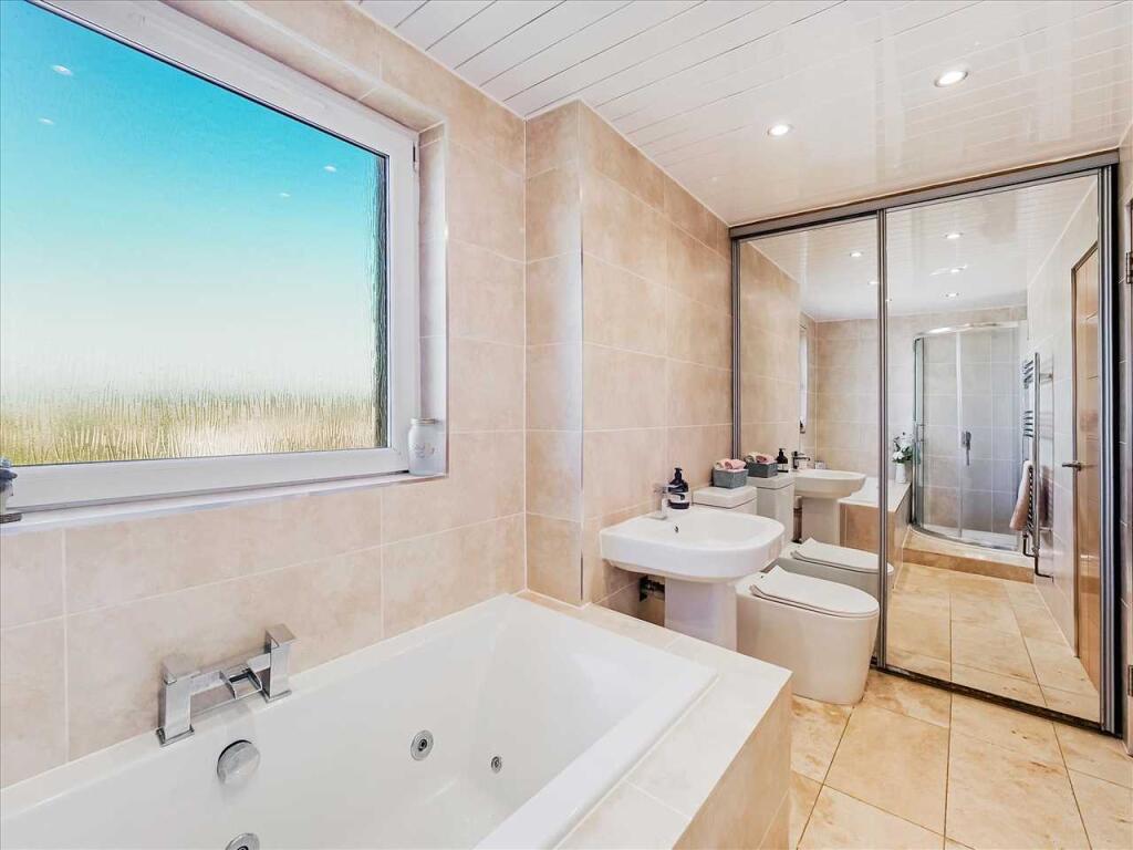 Bathroom (1)