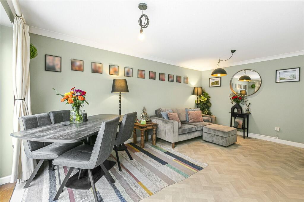 Living/Dining Room