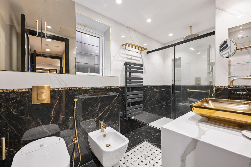 Ensuite