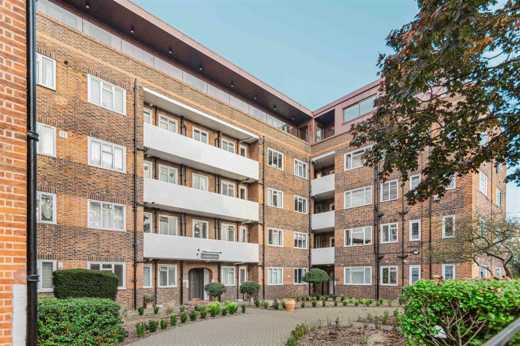 Coronation Court 13 LOW-2.jpg