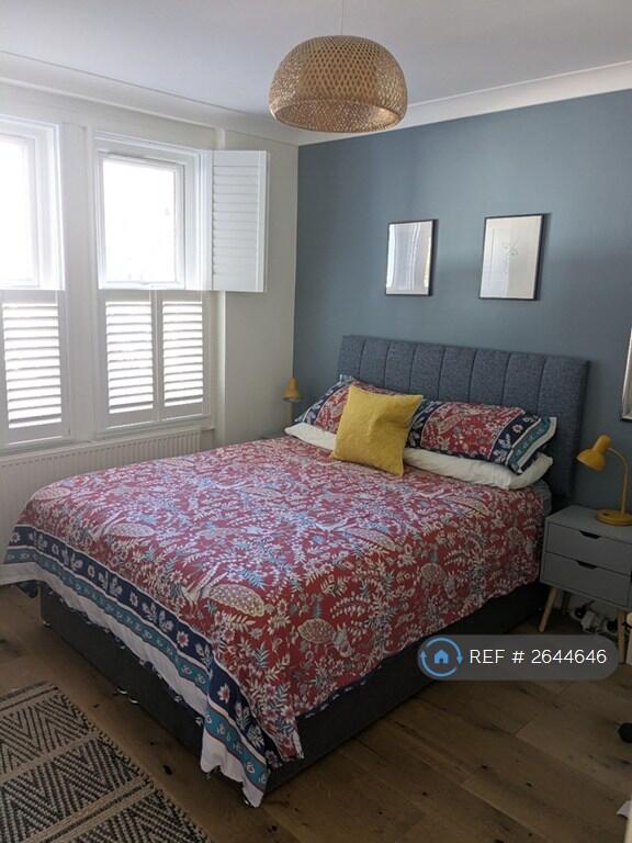 Downstairs Double Bedroom