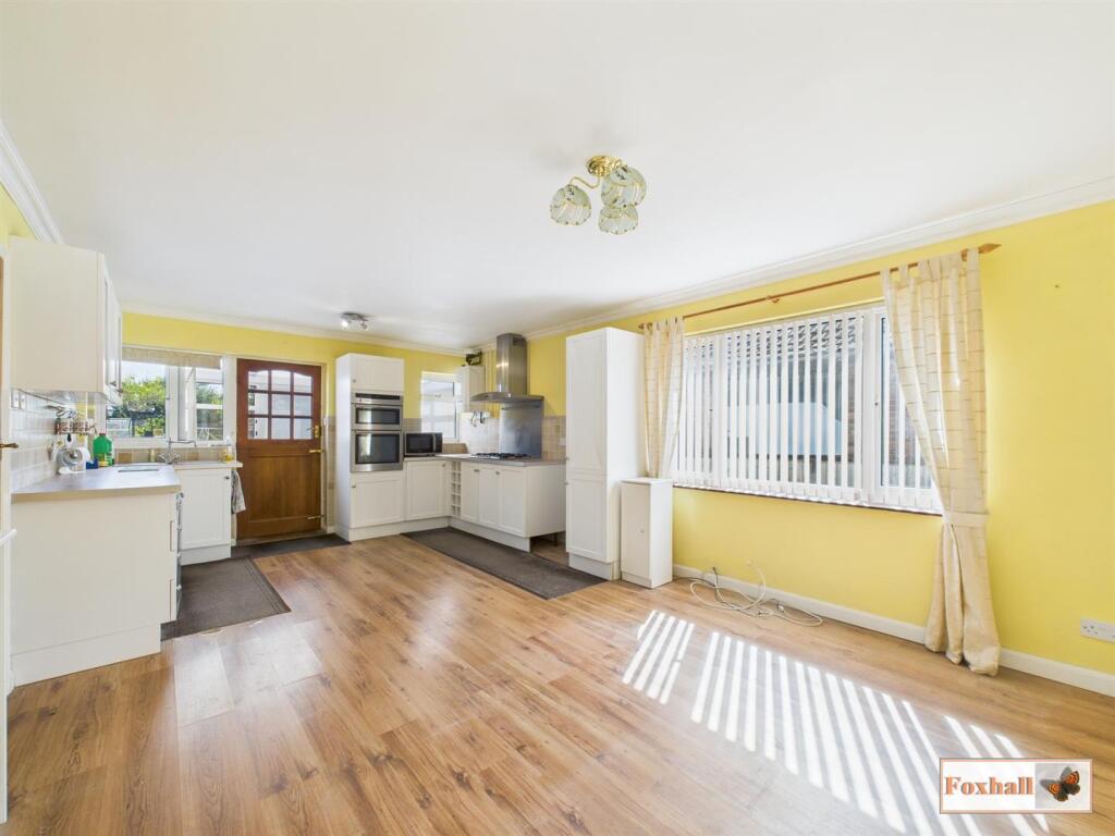 Kitchen / Diner