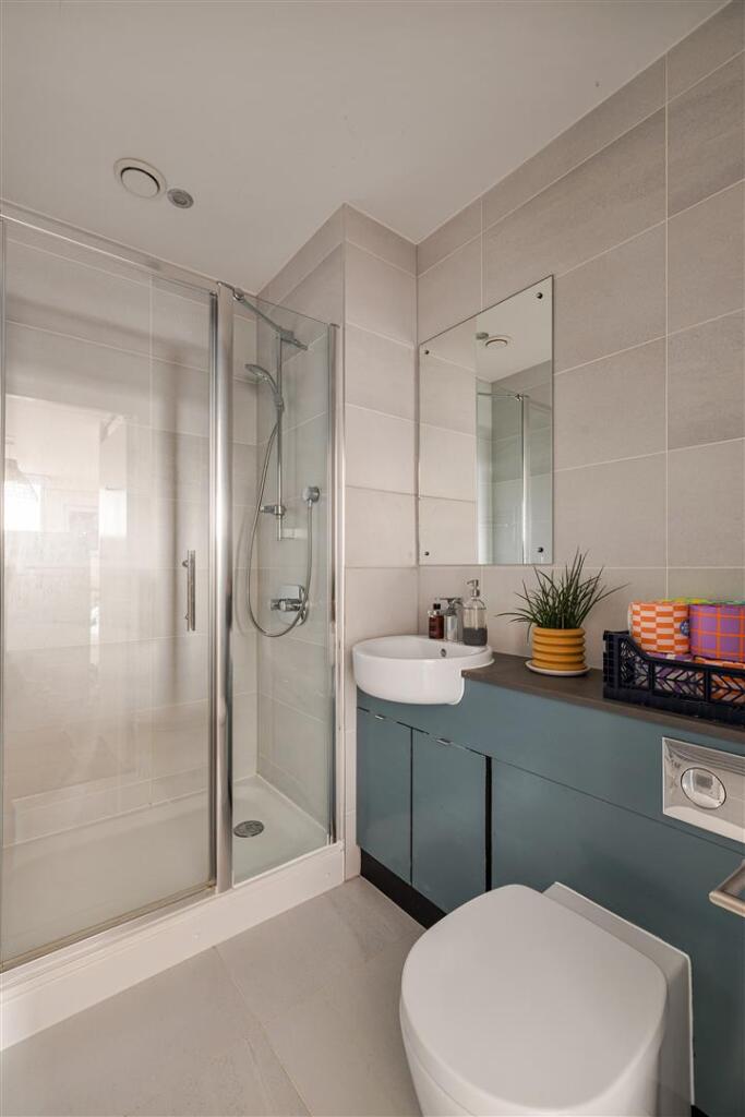 Britains Apartments 27 Sutherland Road, E17.jpg