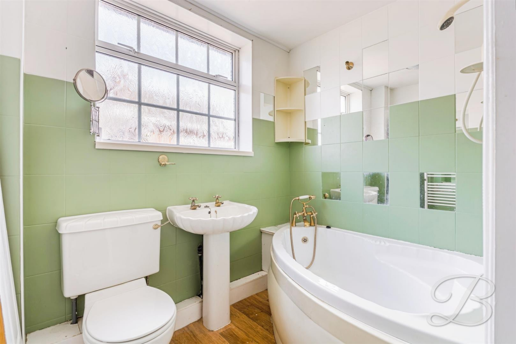 user_edited_photo-221c130b_user-edited-84e840ab-35