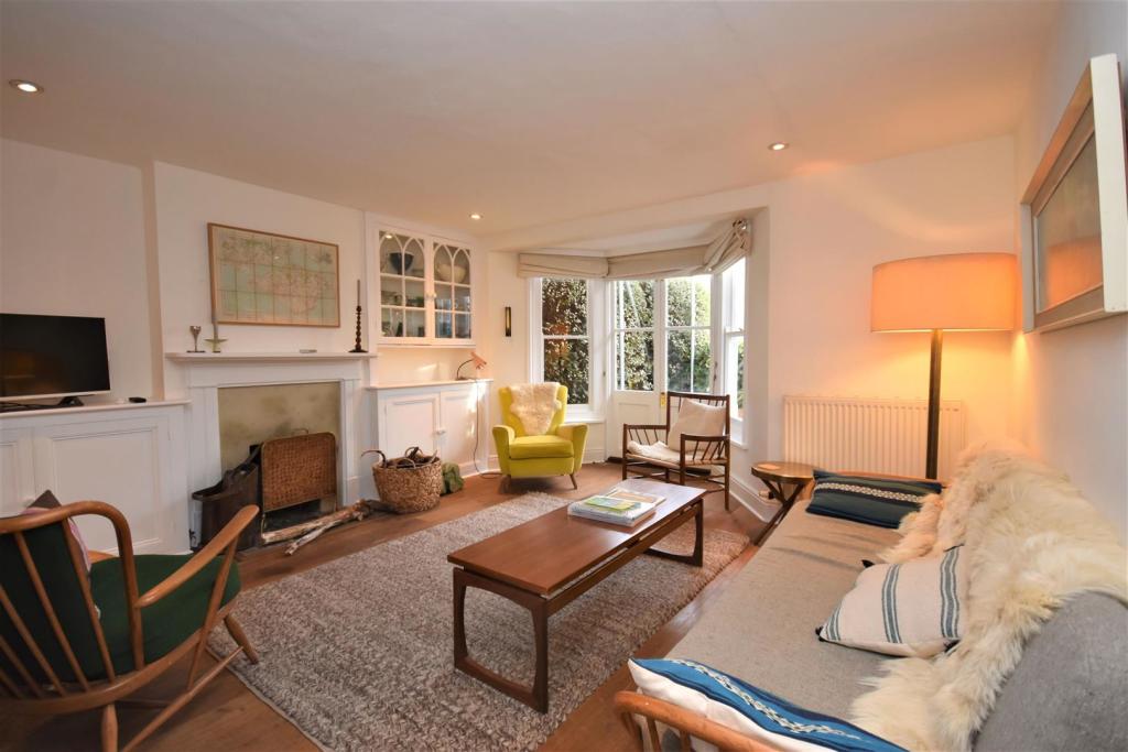 Sitting Room.JPG