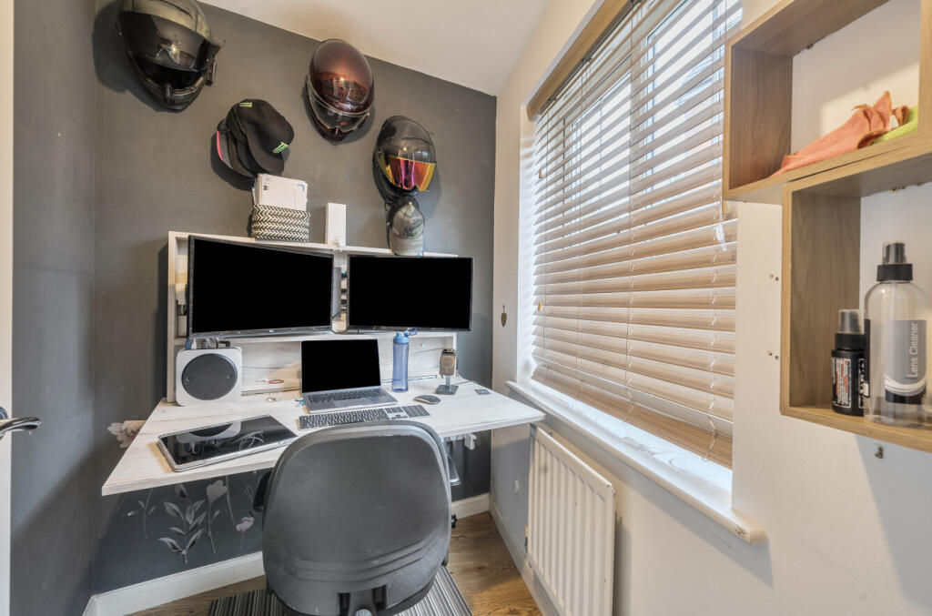 1353376-13-68d650...