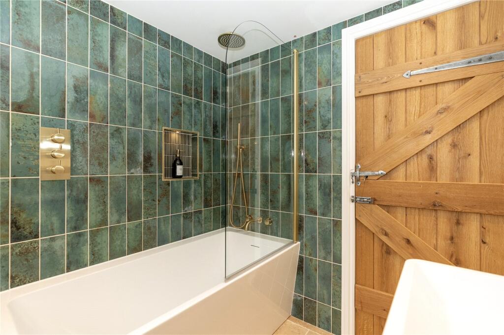 Main House Bathroom