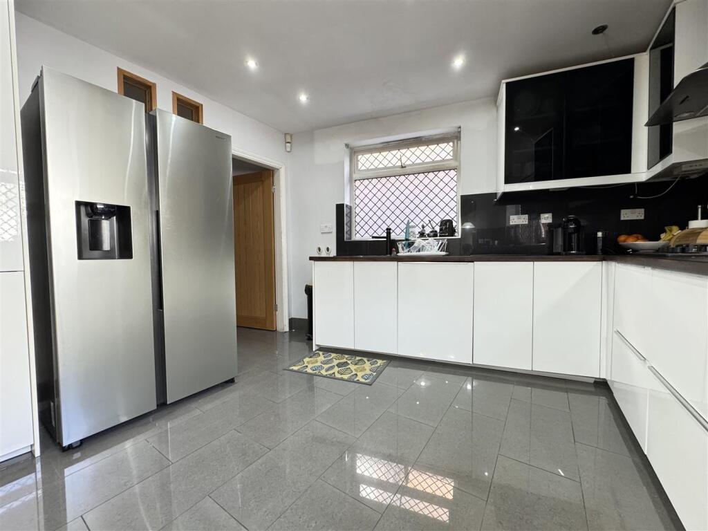 IMG_8095 (Large).JPG