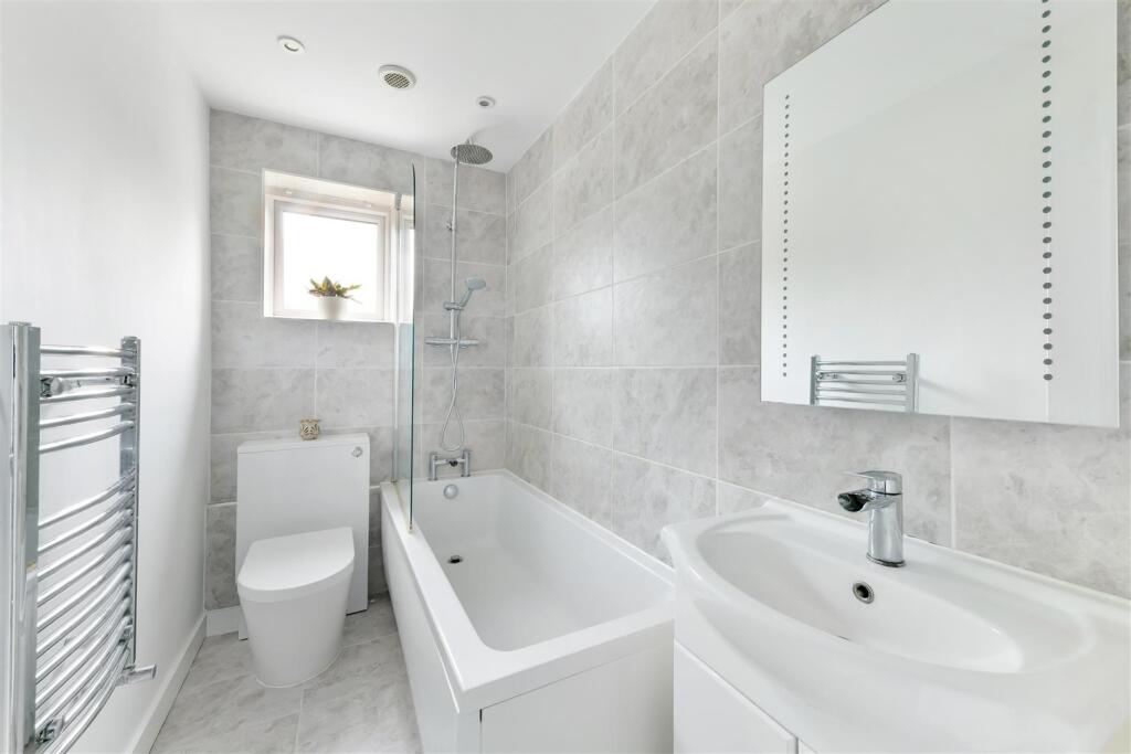 BENHILL ROAD, 17B-16.jpg