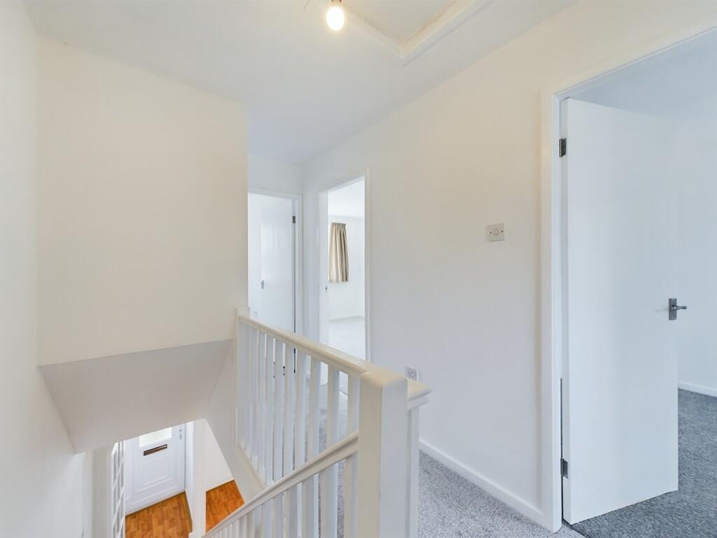 CAM02854G0-PR0194...