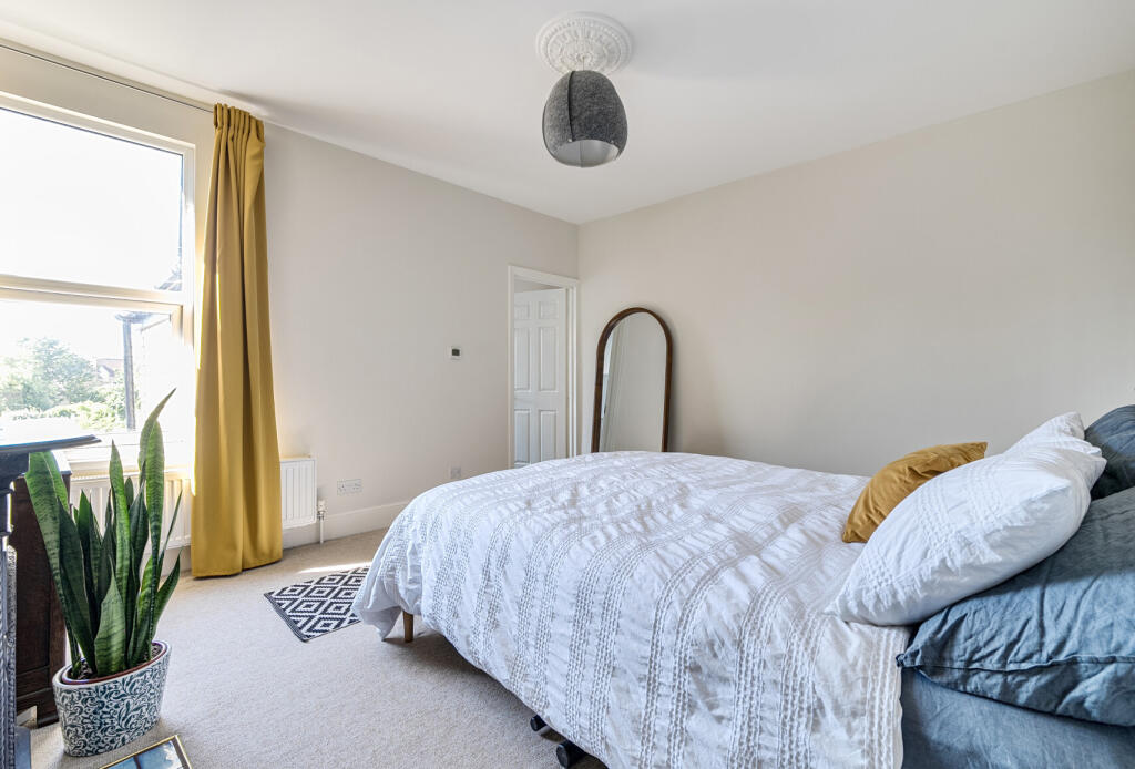 1324067-15-686e9f...