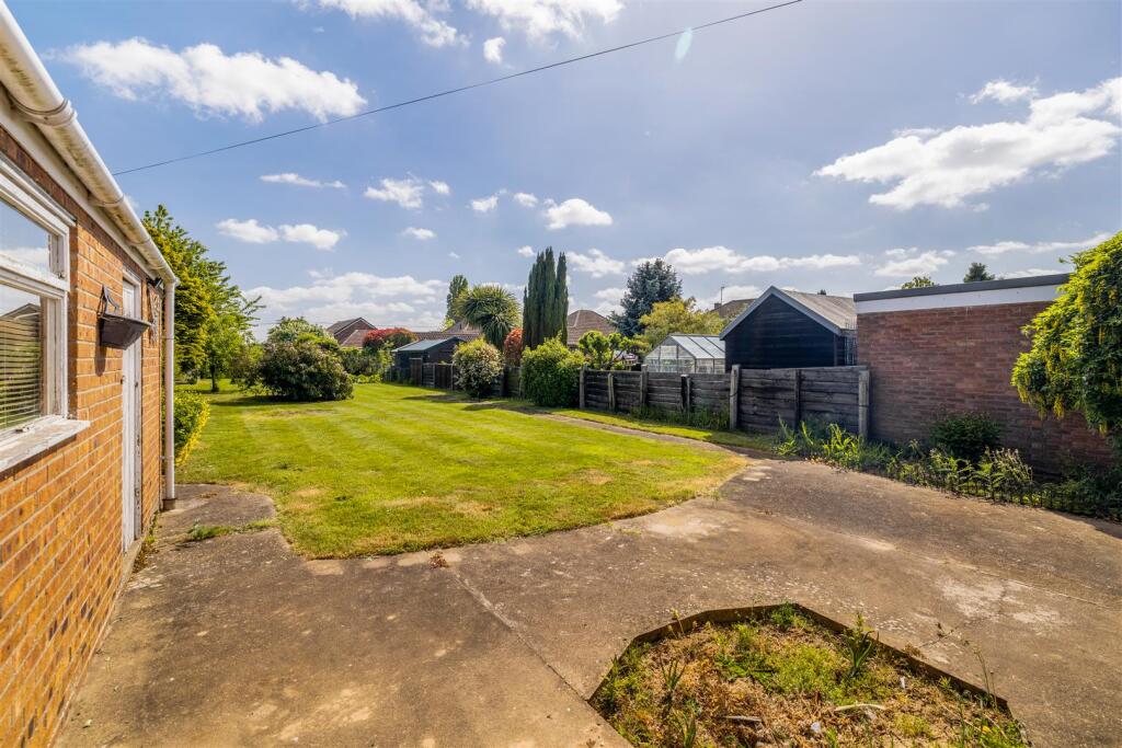 90 Tytton Lane West (Wyberton)-7.jpg