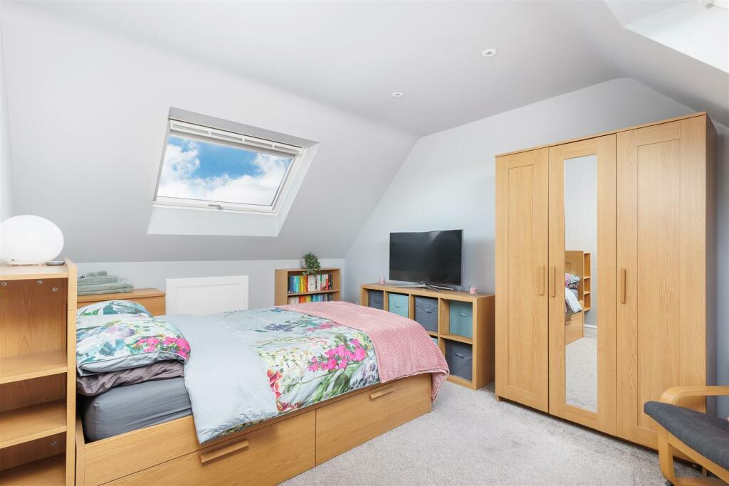 Bedroom 3.jpg