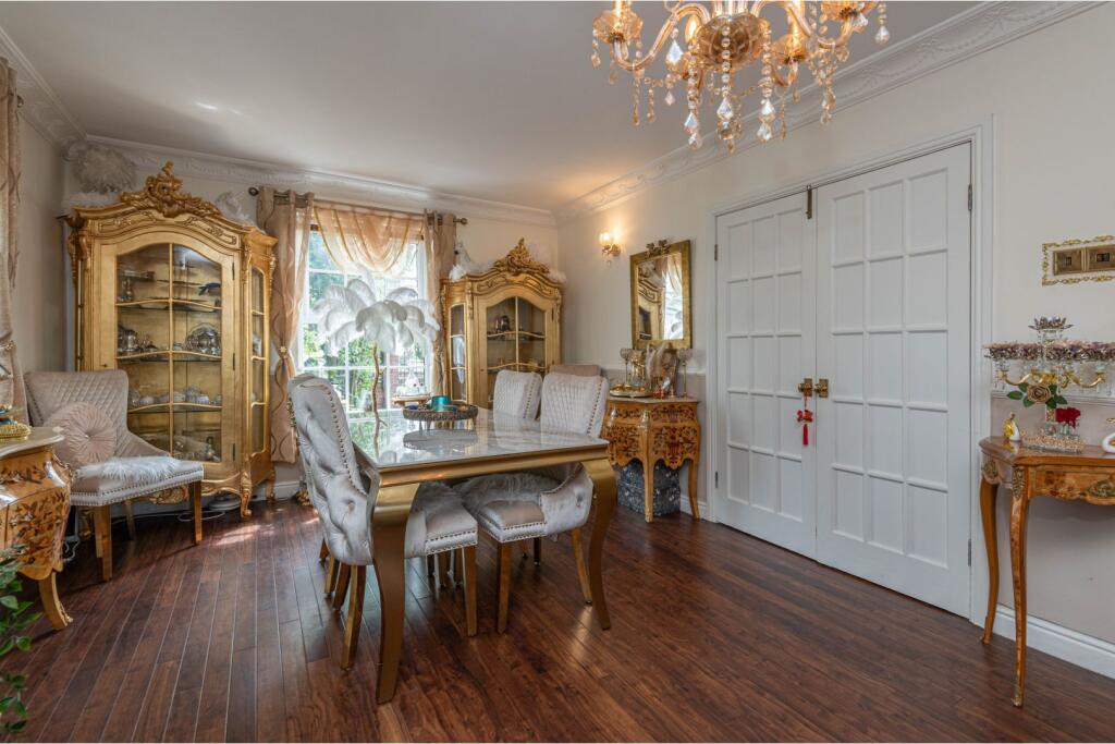 Living / Dining Room