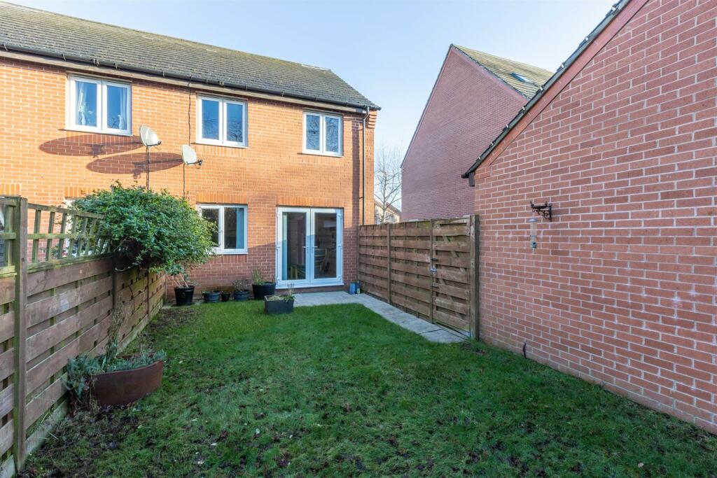 Fletton_Road_83_External-7[1].jpg