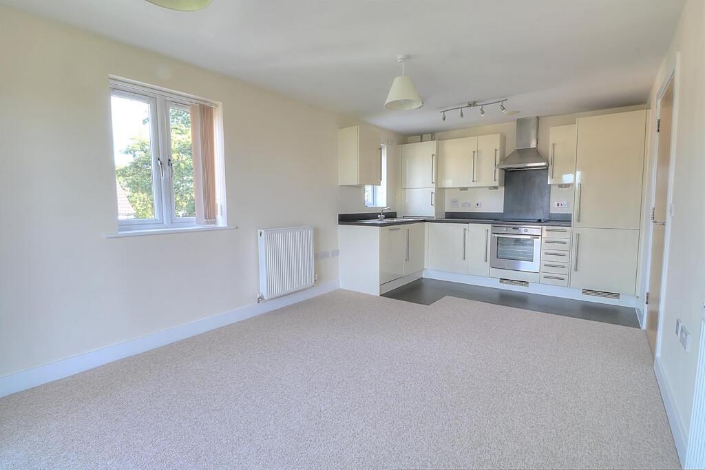 Hut Farm Place 101 Sitt Kitch 1 (Custom).jpg