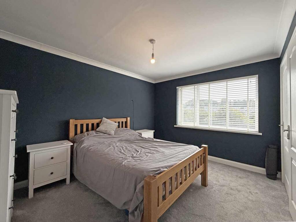 Delamere Road 99 - Bed 1.jpg