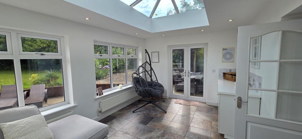 Sun Room Pic 3