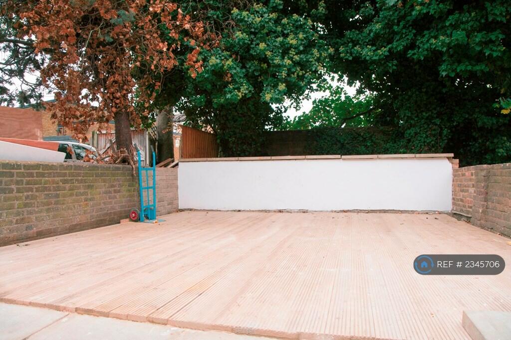 Shared Back Garden, South-Facing