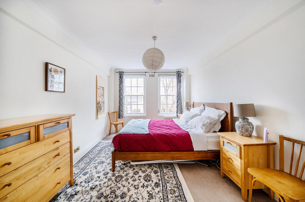 1384291-12-692446...