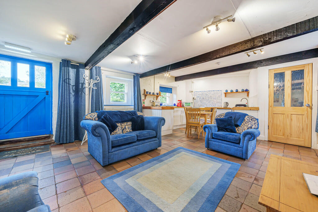 The Old Tearoom L...