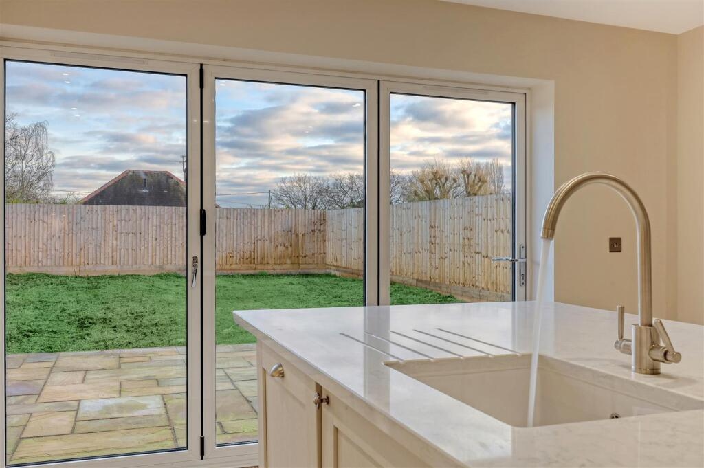 img_4961_30 copy 2.jpg