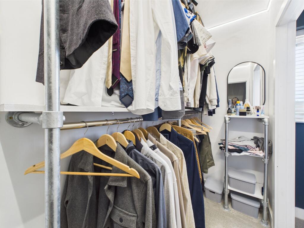 Walk-In Wardrobe