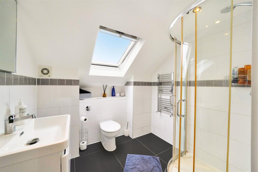 22 Littleton Crescent - 2hkD8JLxkSMQVrJo5uIi.jpg