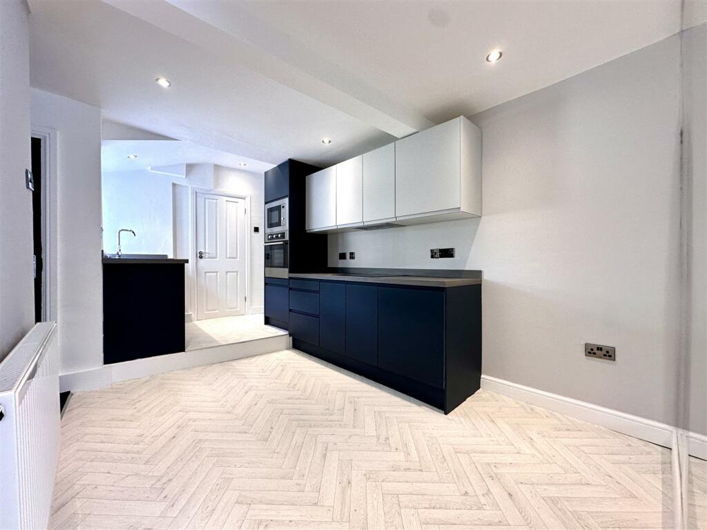 Dining Kitchen