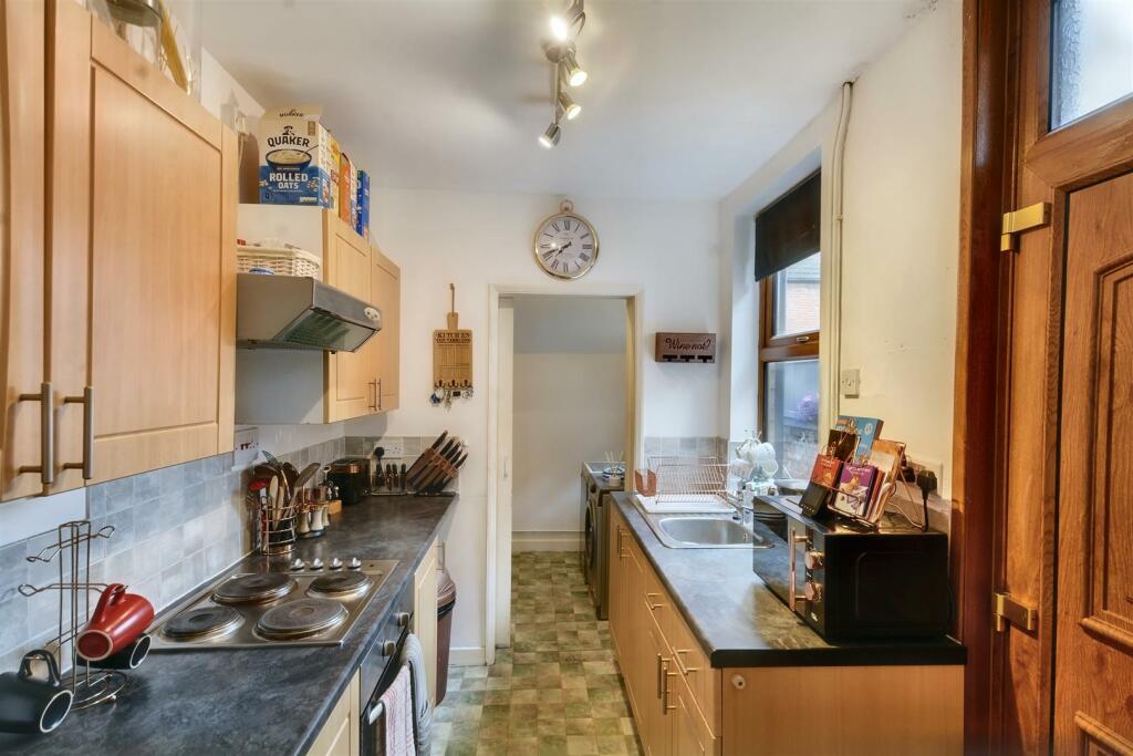 DSC_8377kitchen.jpeg