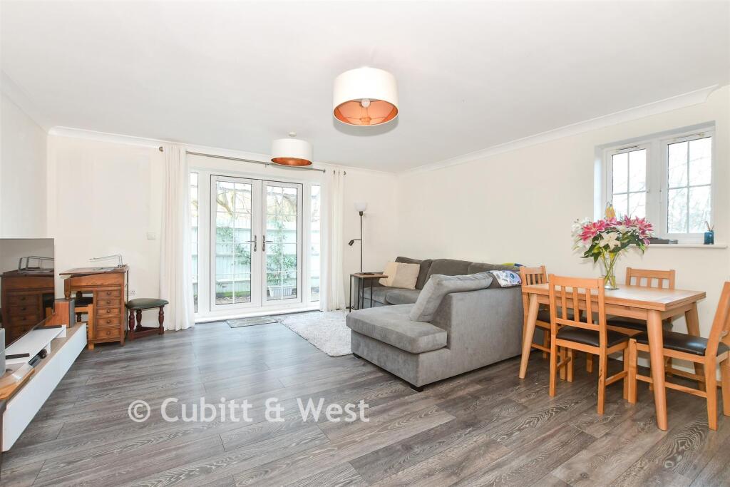 Kitchen/Lounge /Dining Room.