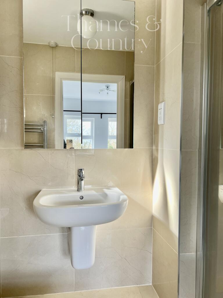Ensuite my bedroom