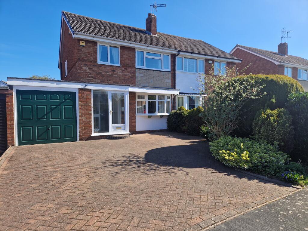 3 Bedroom Semi Detached for Sale