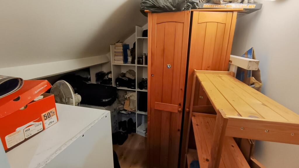 Storage in Bedroom 4