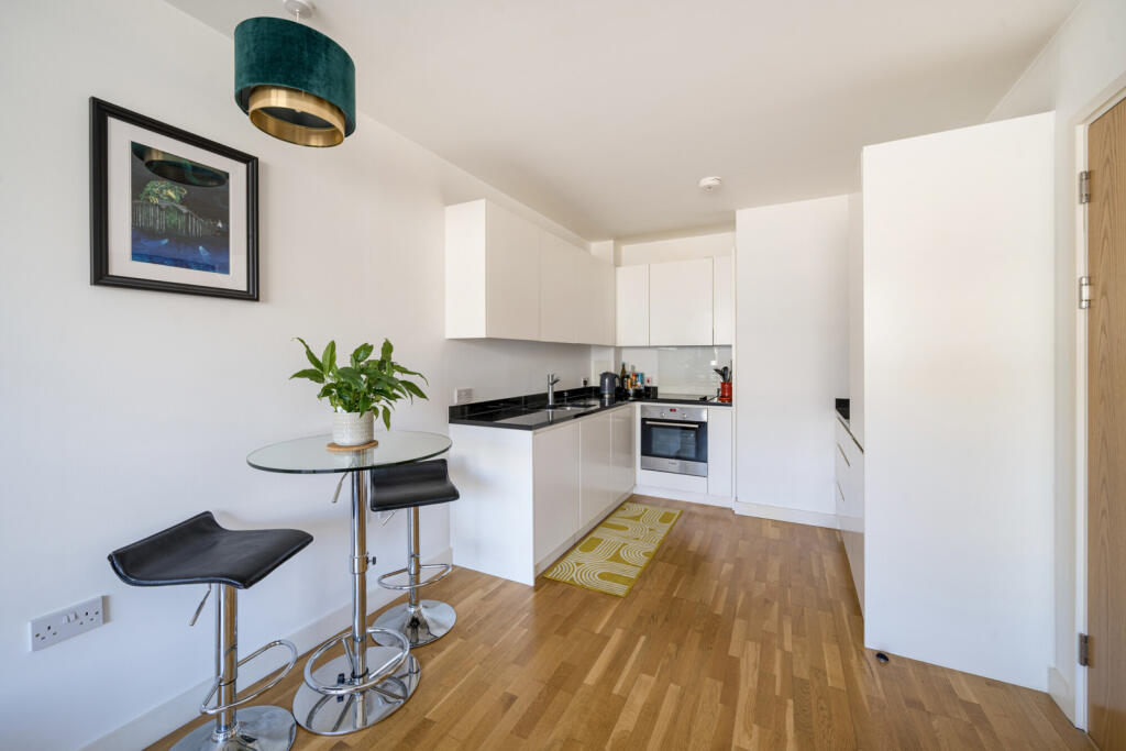 Kitchen/Reception