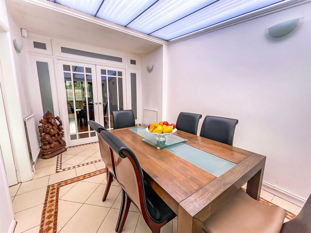 Dining Conservatory