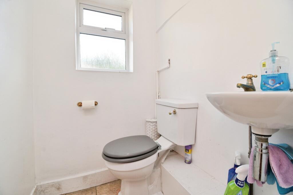 Downstairs Cloakroom