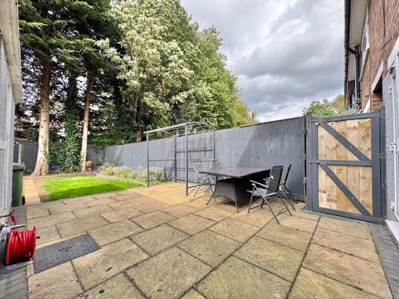 Patio to garden